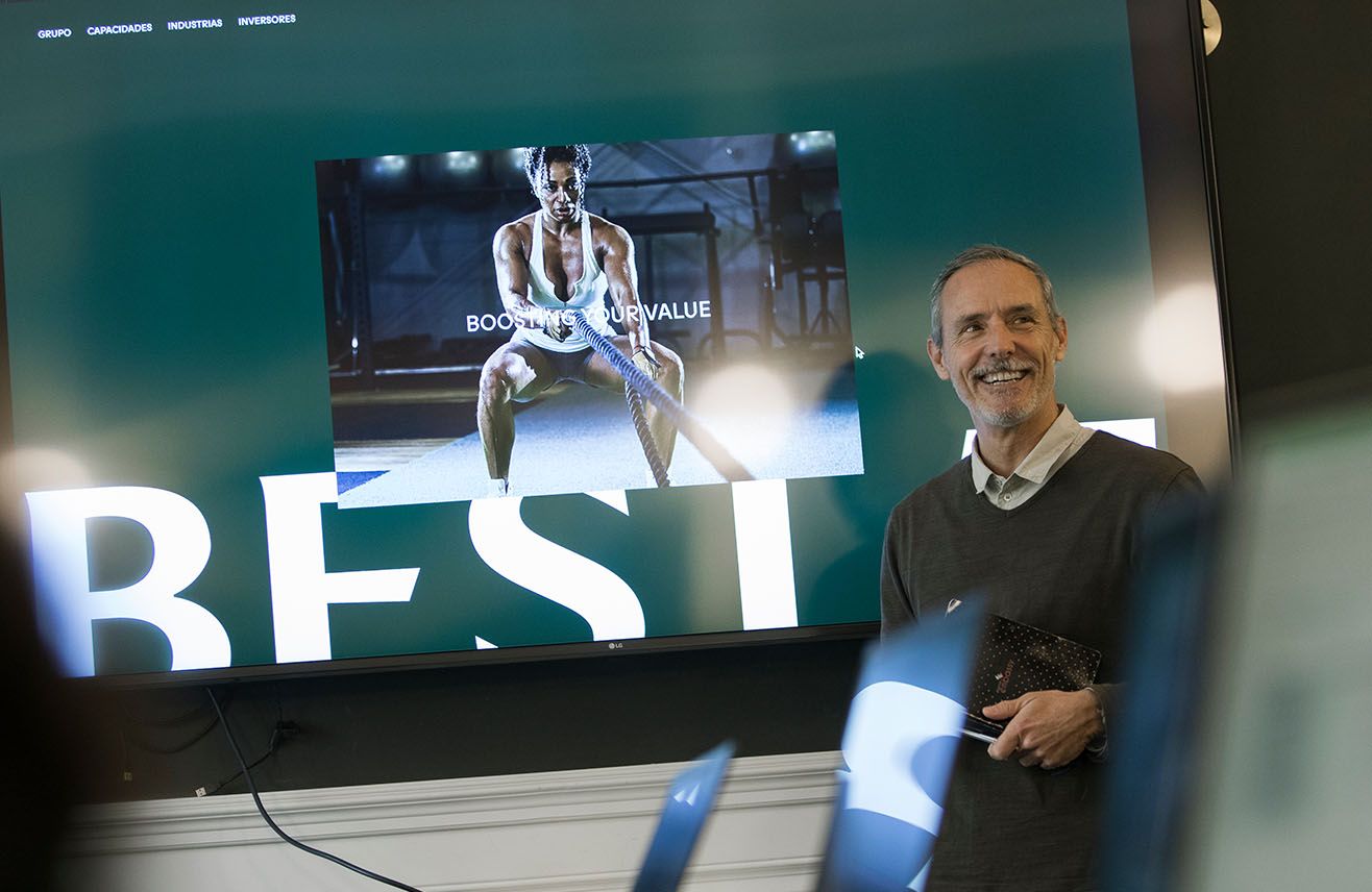 Equipo Digital Embassy 03